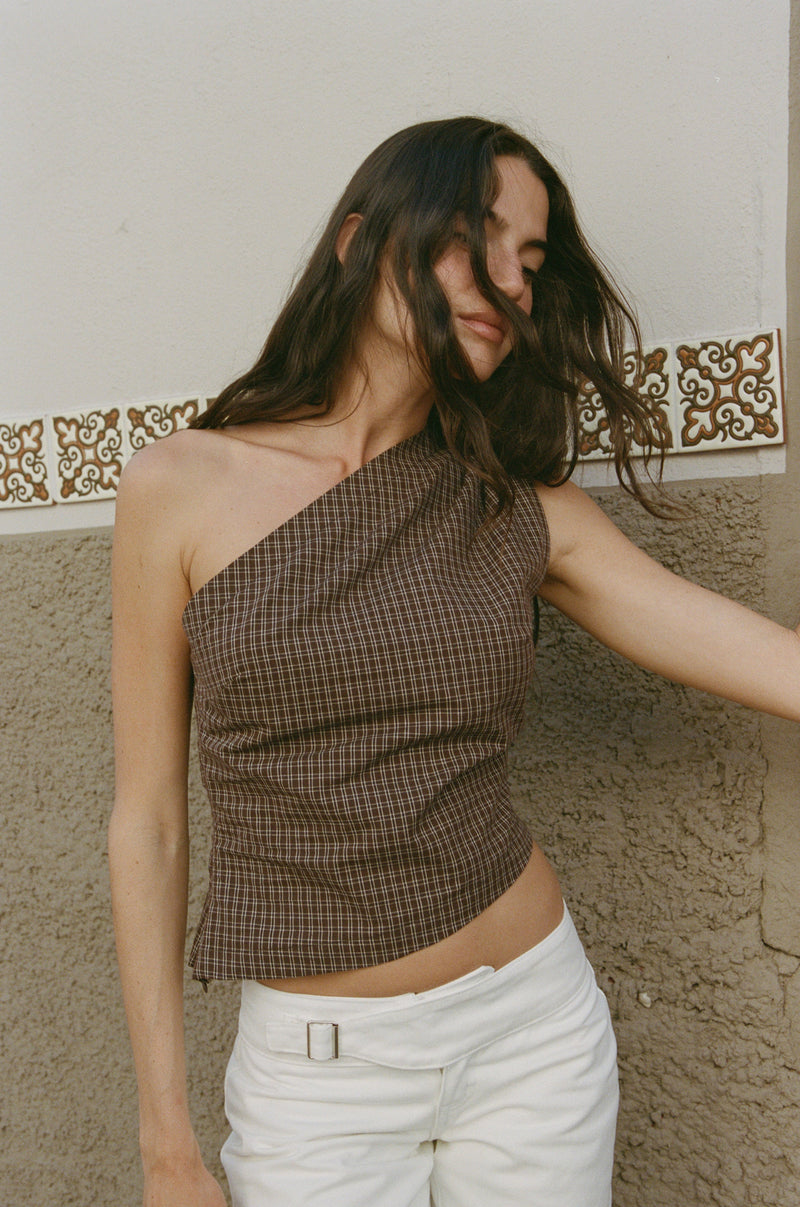Arthur Top | Check